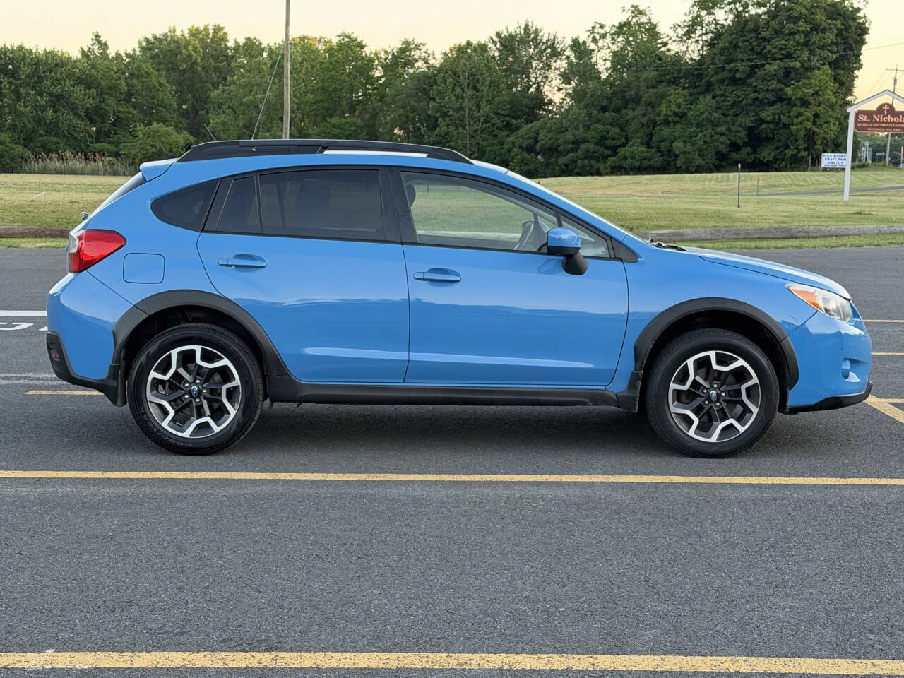 Used 2016 Subaru Crosstrek 2.0i Premium AWD/4WD image 4