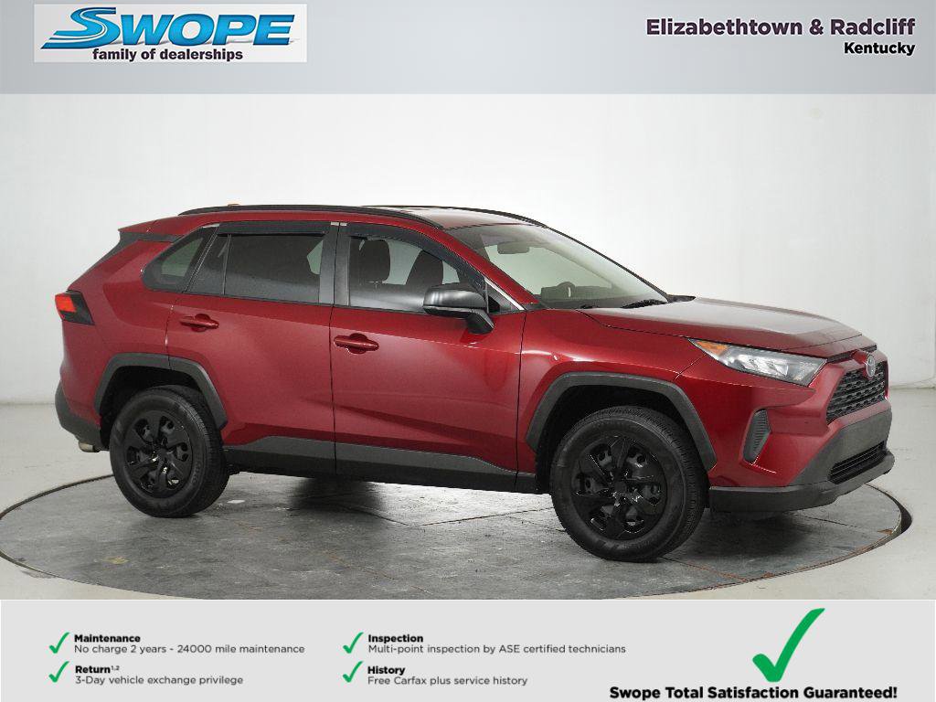 Used 2020 Toyota RAV4 LE image 1