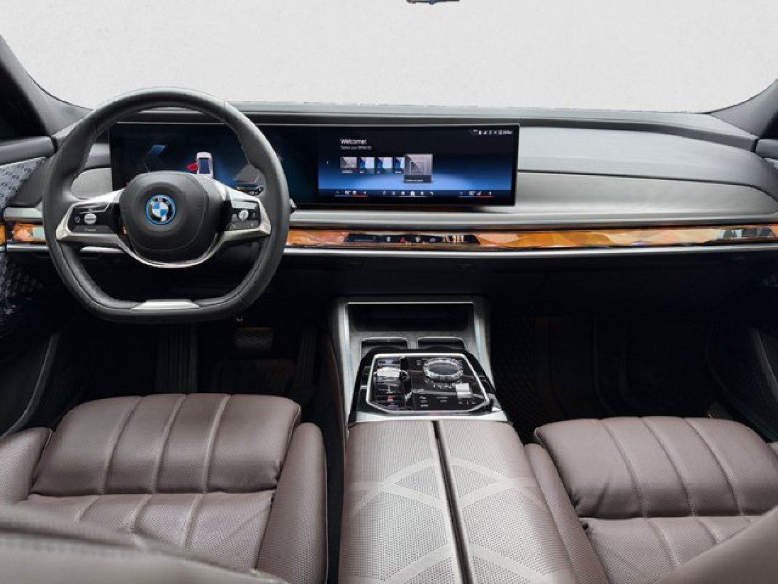 Used 2023 BMW i7 xDrive60 AWD/4WD image 13