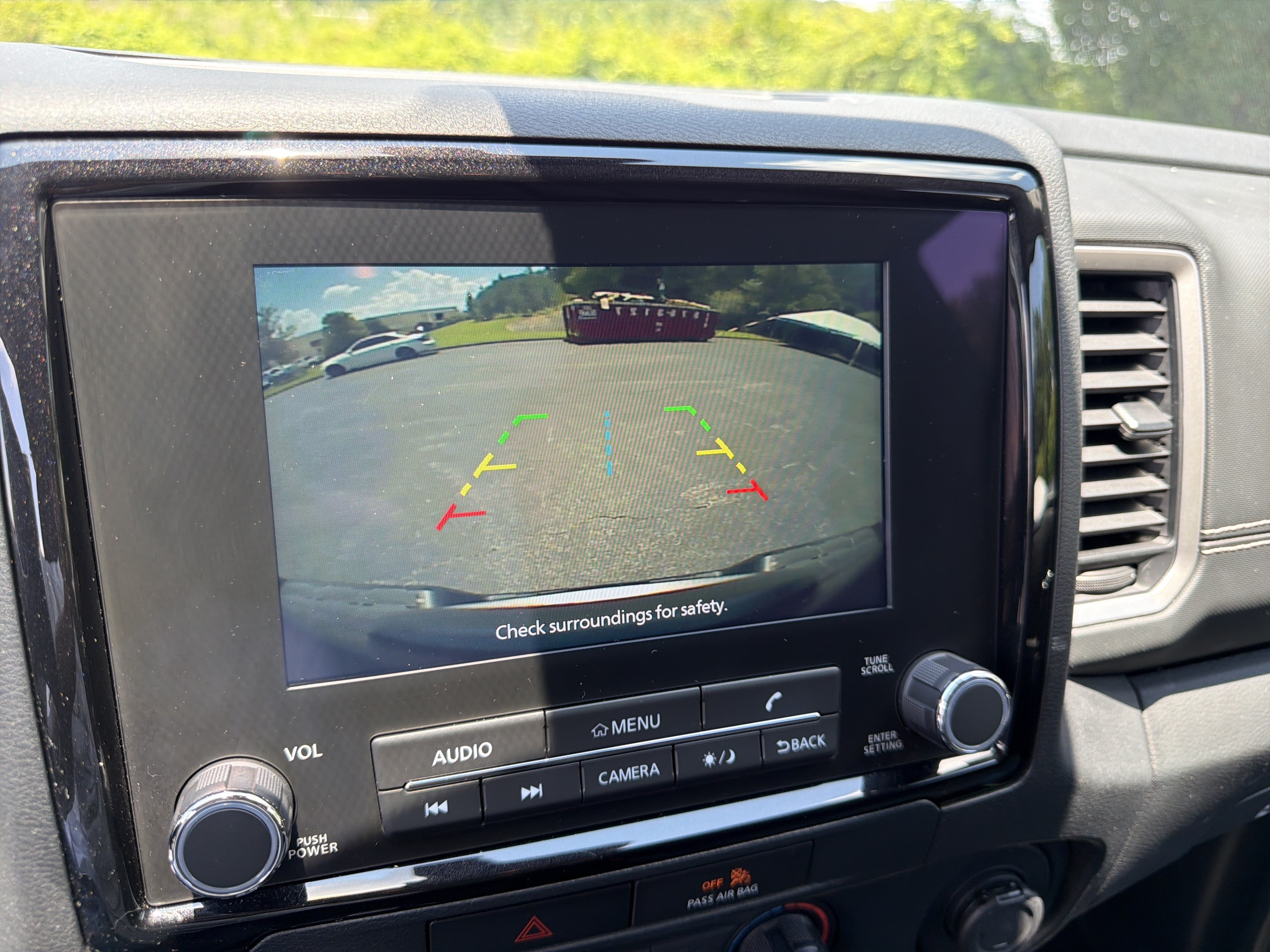 Used 2022 Nissan Frontier SV w/ Technology Package RWD image 27