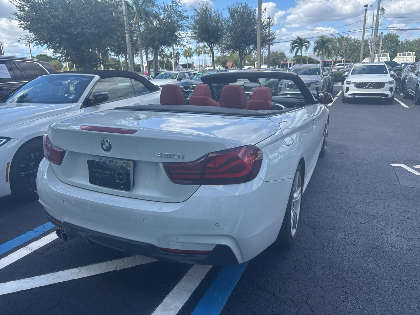 Used 2020 BMW 430i Convertible w/ M Sport Package RWD image 2