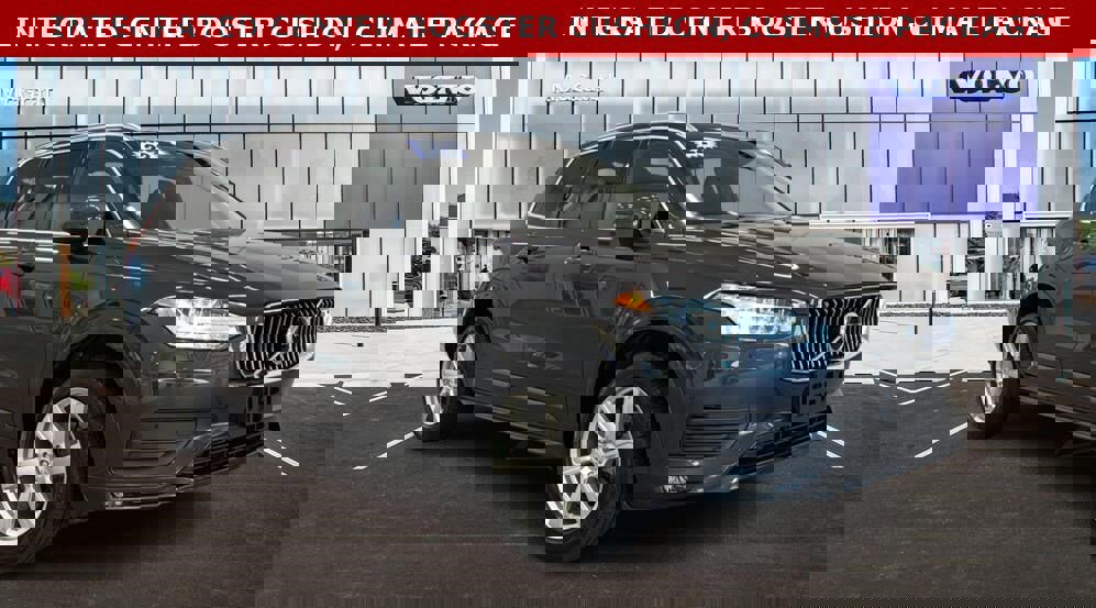 Used 2022 Volvo XC90 T6 Momentum w/ Climate Package
