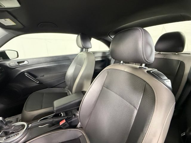 Used 2015 Volkswagen Beetle 1.8T FWD image 5