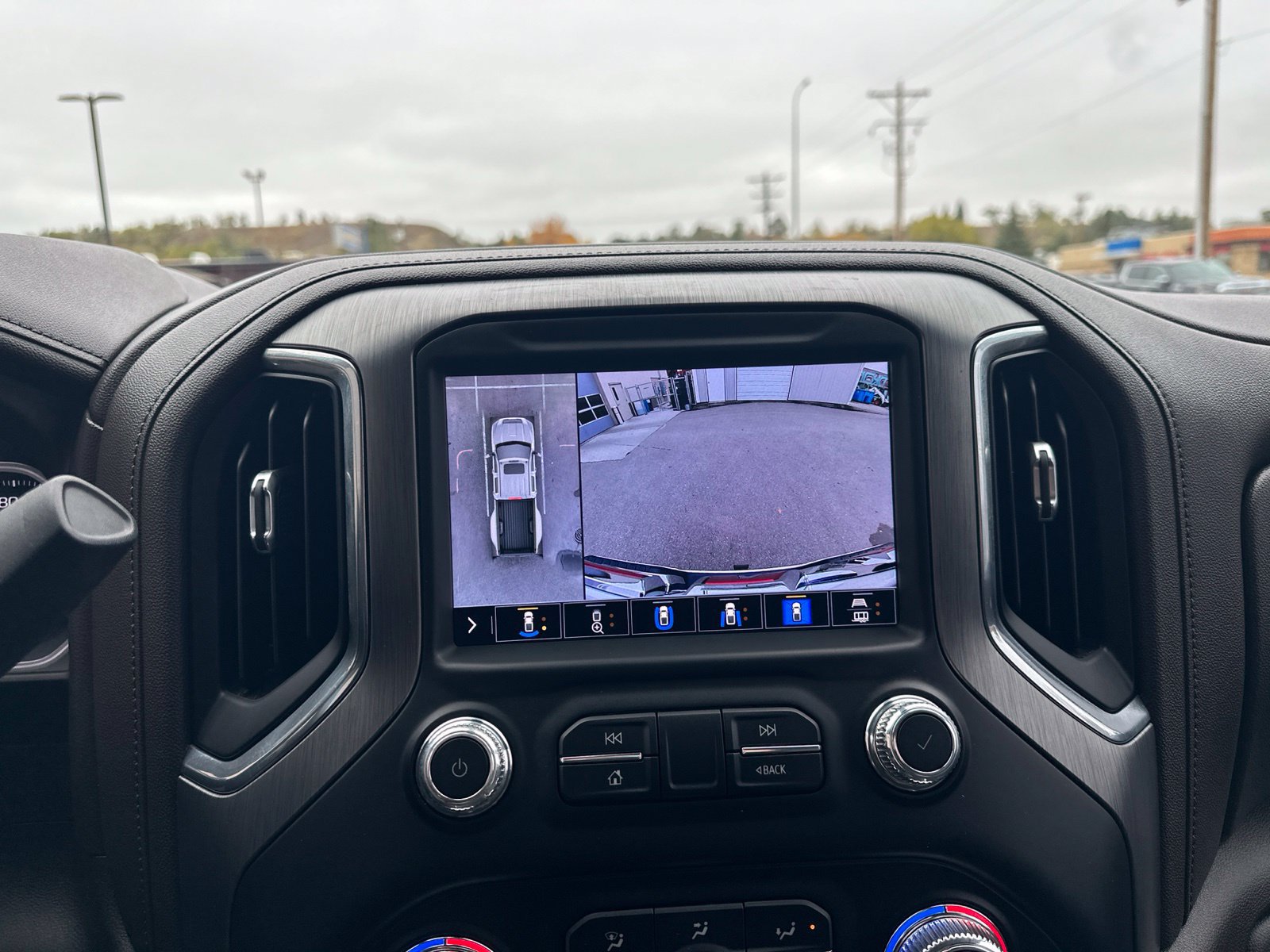 Used 2020 GMC Sierra 3500 Denali w/ Technology Package AWD/4WD image 60