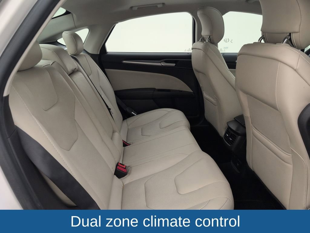 Used 2015 Ford Fusion Titanium image 18