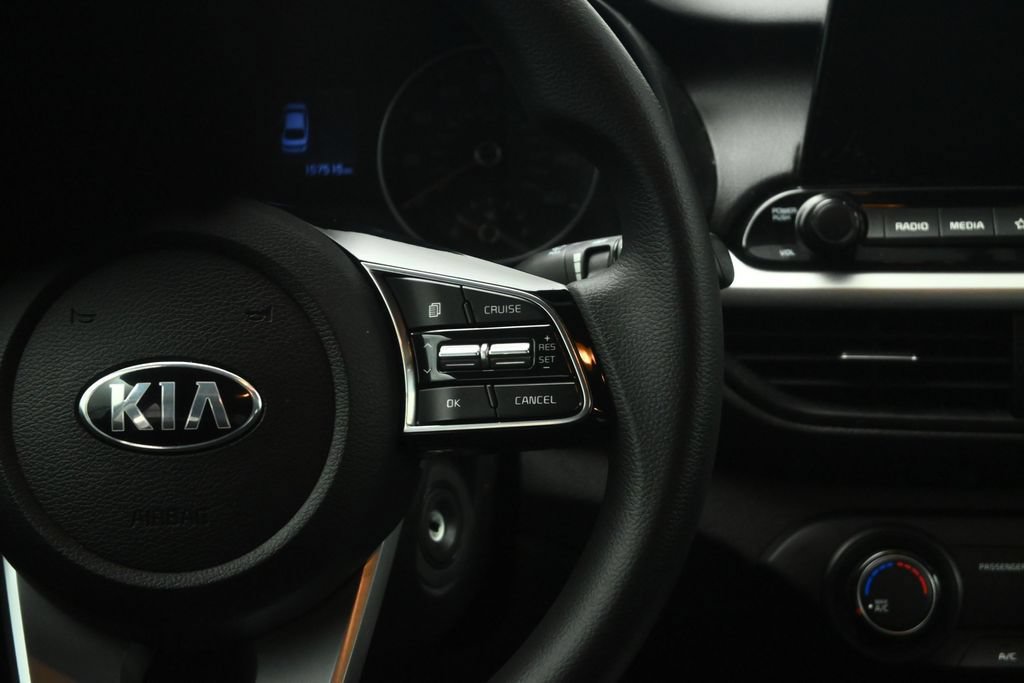 Used 2020 Kia Forte LXS FWD image 43