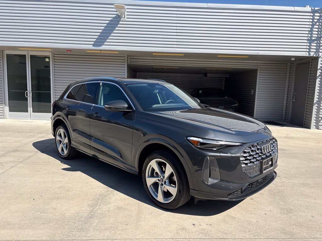 Used 2026 Audi Q5 Premium Plus AWD/4WD image 3