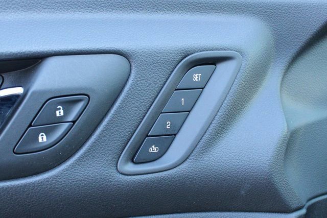 Used 2022 GMC Acadia Denali w/ Denali Ultimate Package image 12