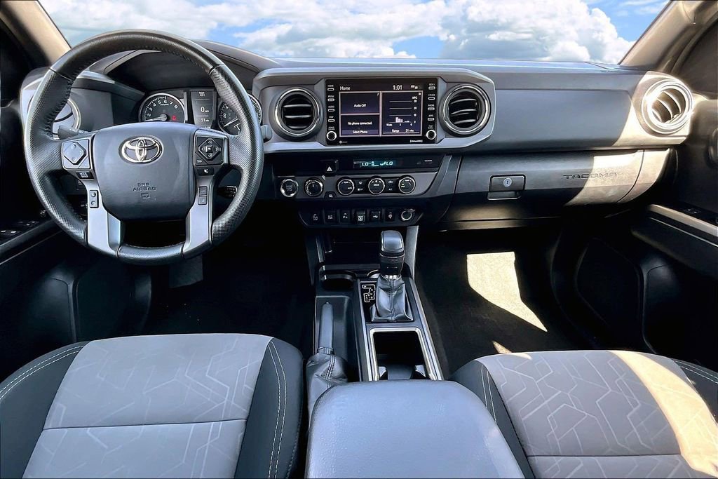 Used 2022 Toyota Tacoma TRD Off-Road w/ Technology Package image 10