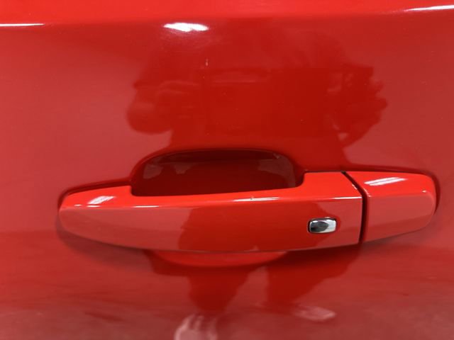Used 2022 Chevrolet Camaro LT RWD image 13