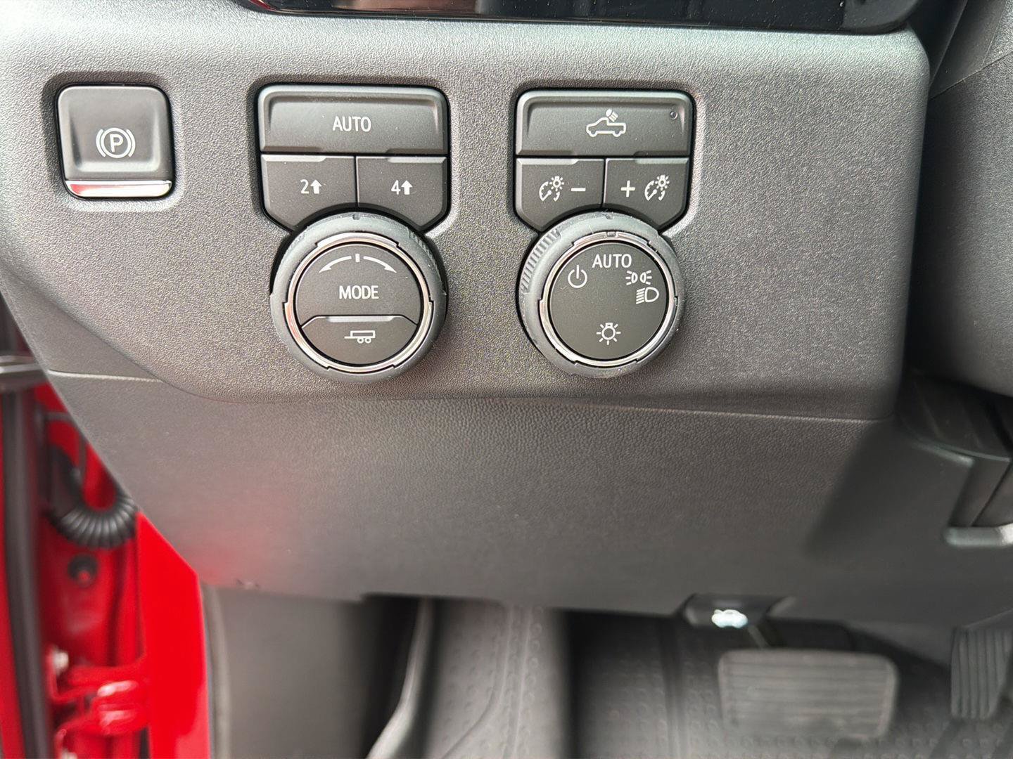 New 2026 Chevrolet Silverado 1500 LT AWD/4WD image 19