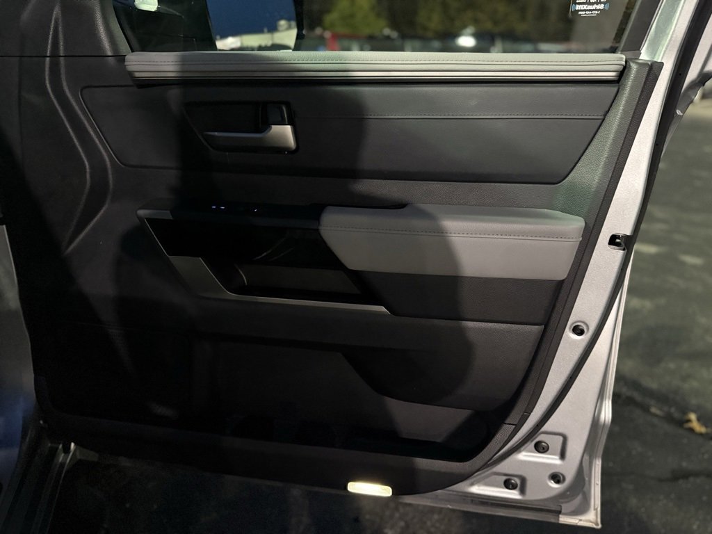 Used 2023 Toyota Tundra Limited image 19