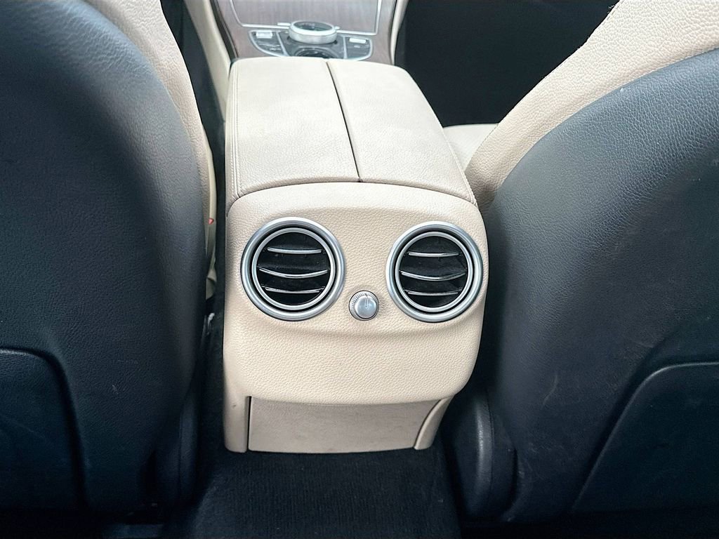 Used 2021 Mercedes-Benz C 300 4MATIC Sedan image 28