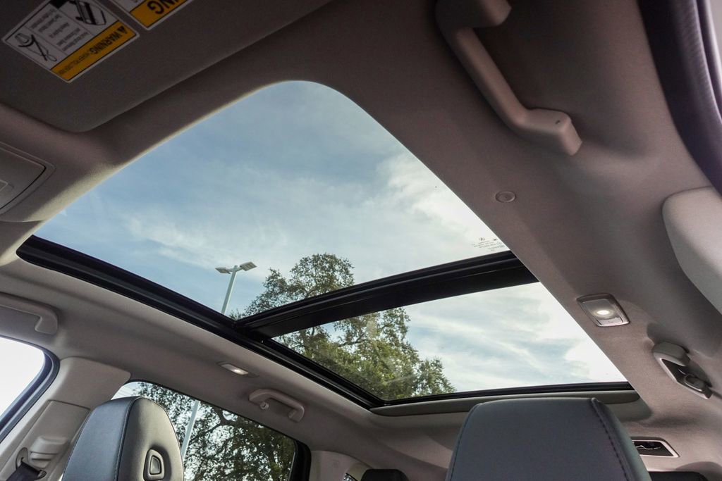 Certified 2025 Acura MDX SH-AWD image 25