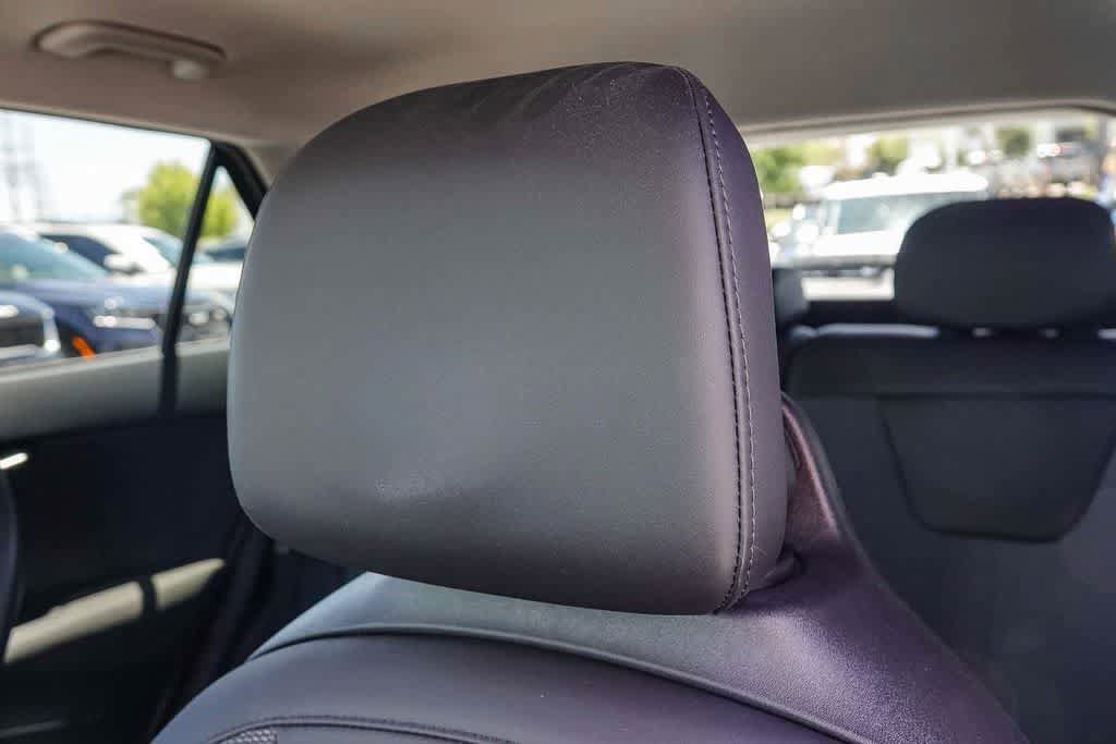 Certified 2023 Kia Niro EX FWD image 25