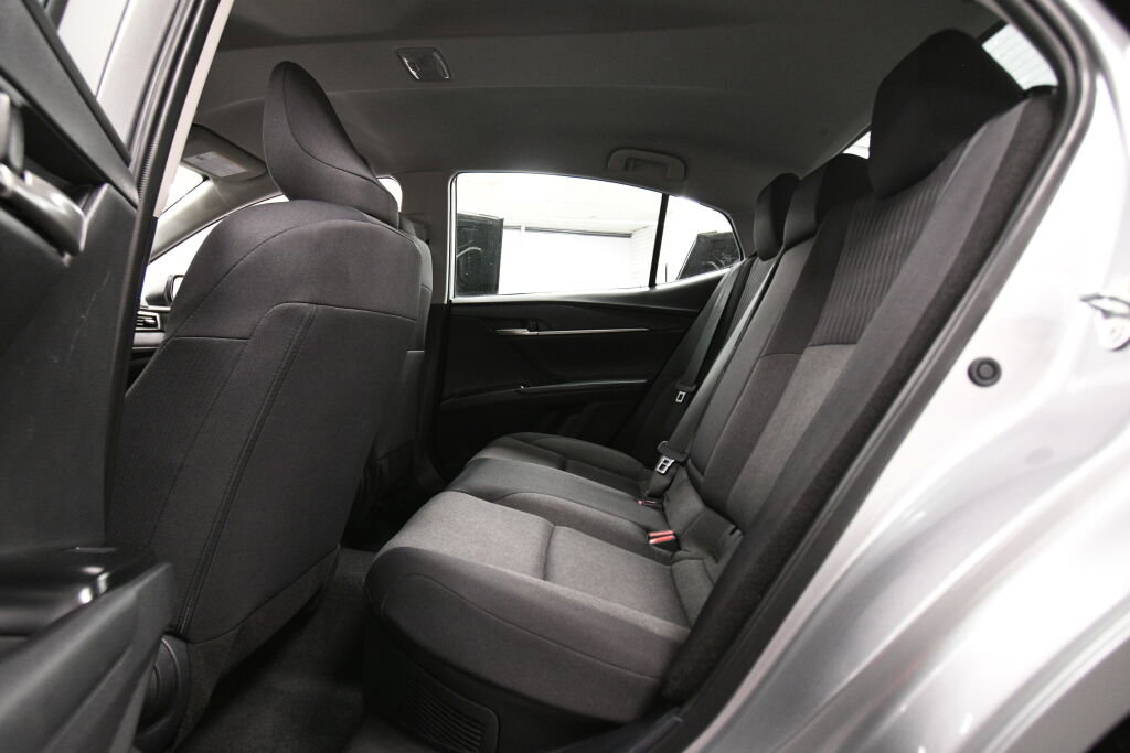 Certified 2025 Toyota Camry LE image 19