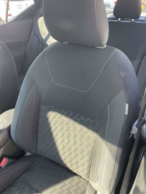 Used 2023 Nissan Kicks SV FWD image 18