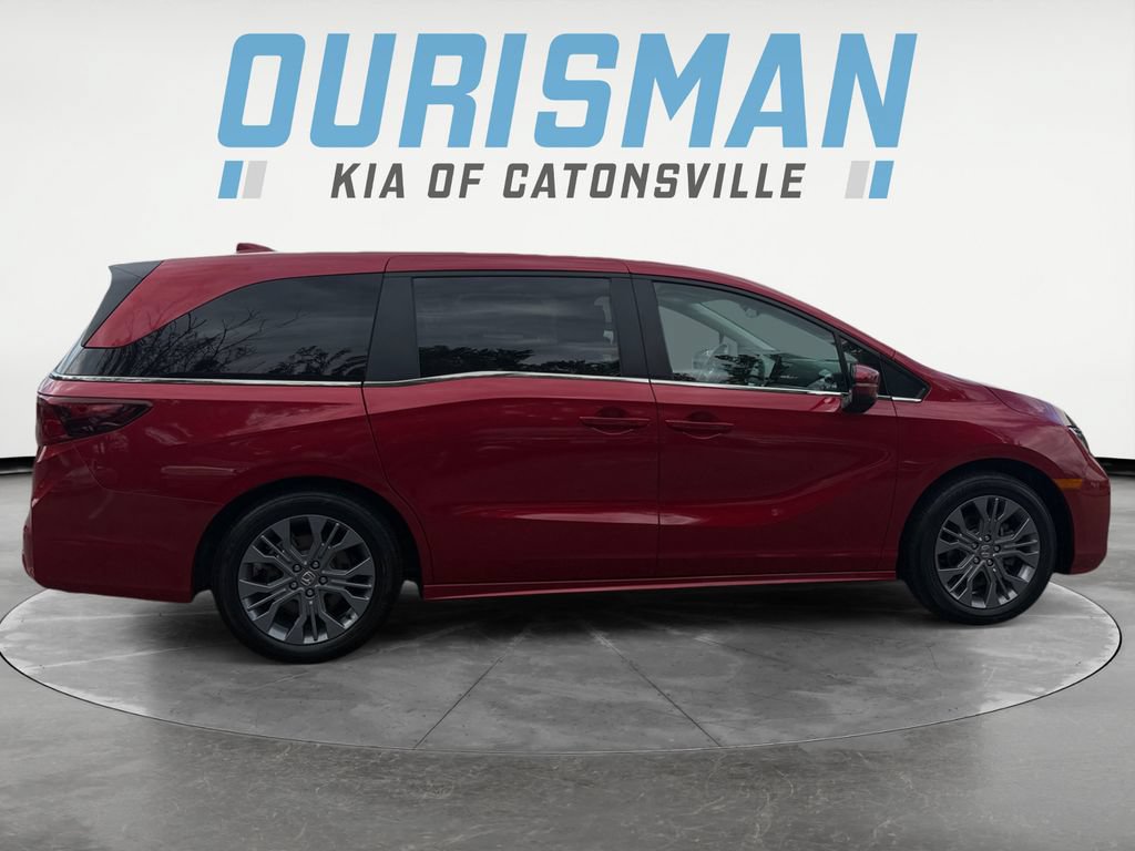 Used 2025 Honda Odyssey Touring image 7