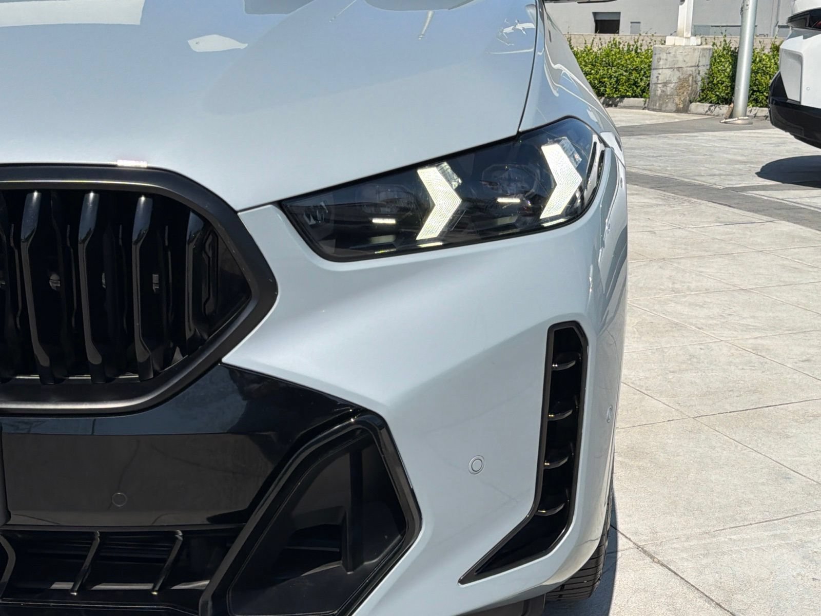 Certified 2024 BMW X6 xDrive40i w/ Executive Package AWD/4WD image 13