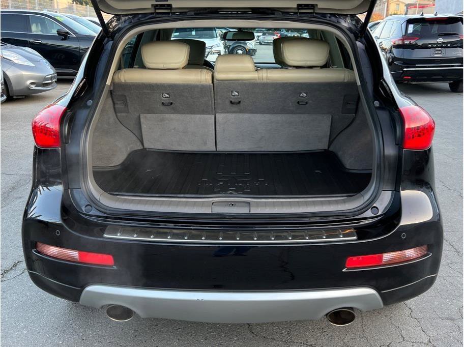 Used 2016 INFINITI QX50 AWD w/ Premium Plus Package image 5