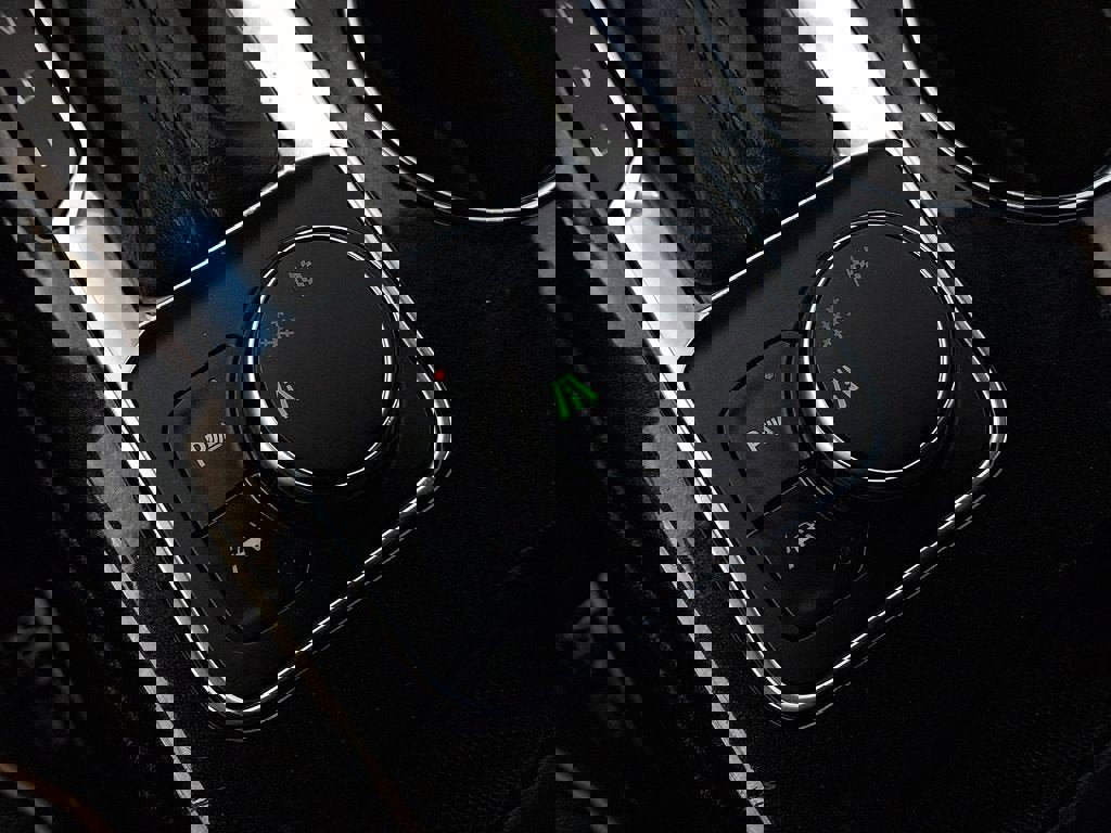 Used 2023 Chevrolet Blazer Premier image 28