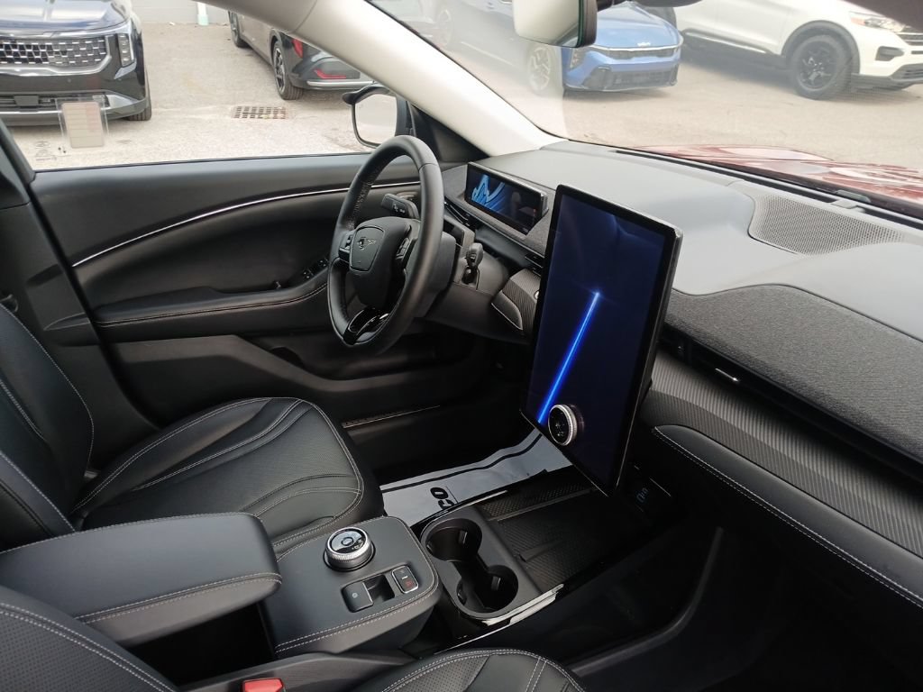 Used 2023 Ford Mustang Mach-E Premium AWD/4WD image 21