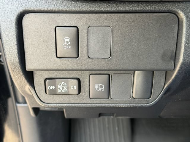Used 2023 Toyota Tacoma SR5 w/ Technology Package AWD/4WD image 28