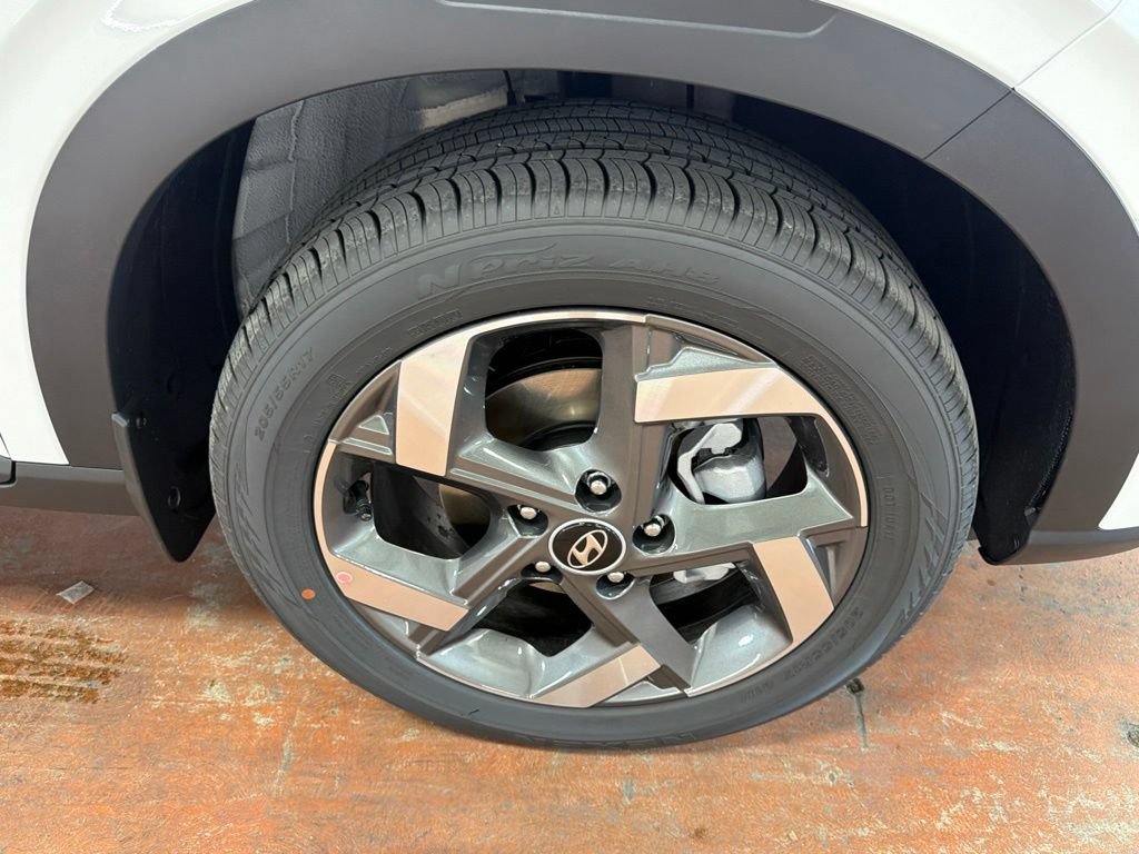 New 2026 Hyundai Venue SEL FWD image 10