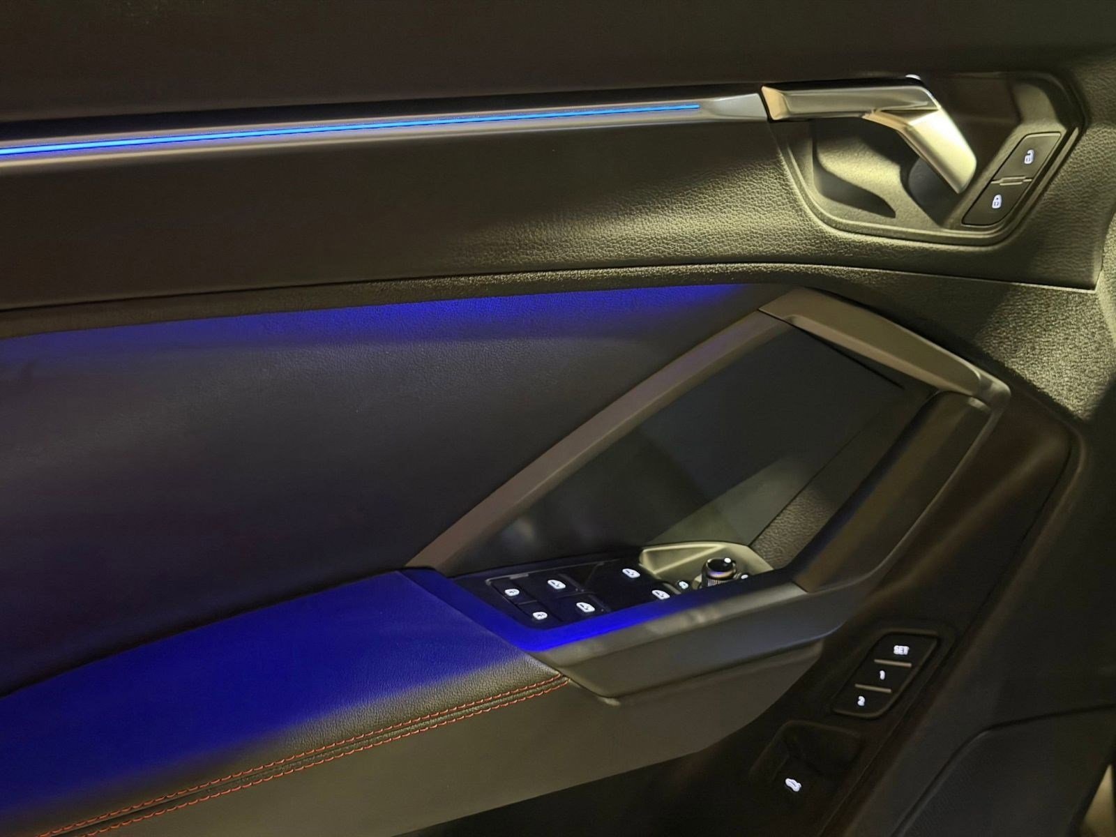 Certified 2025 Audi Q3 2.0T Premium Plus w/ Premium Plus Package image 13