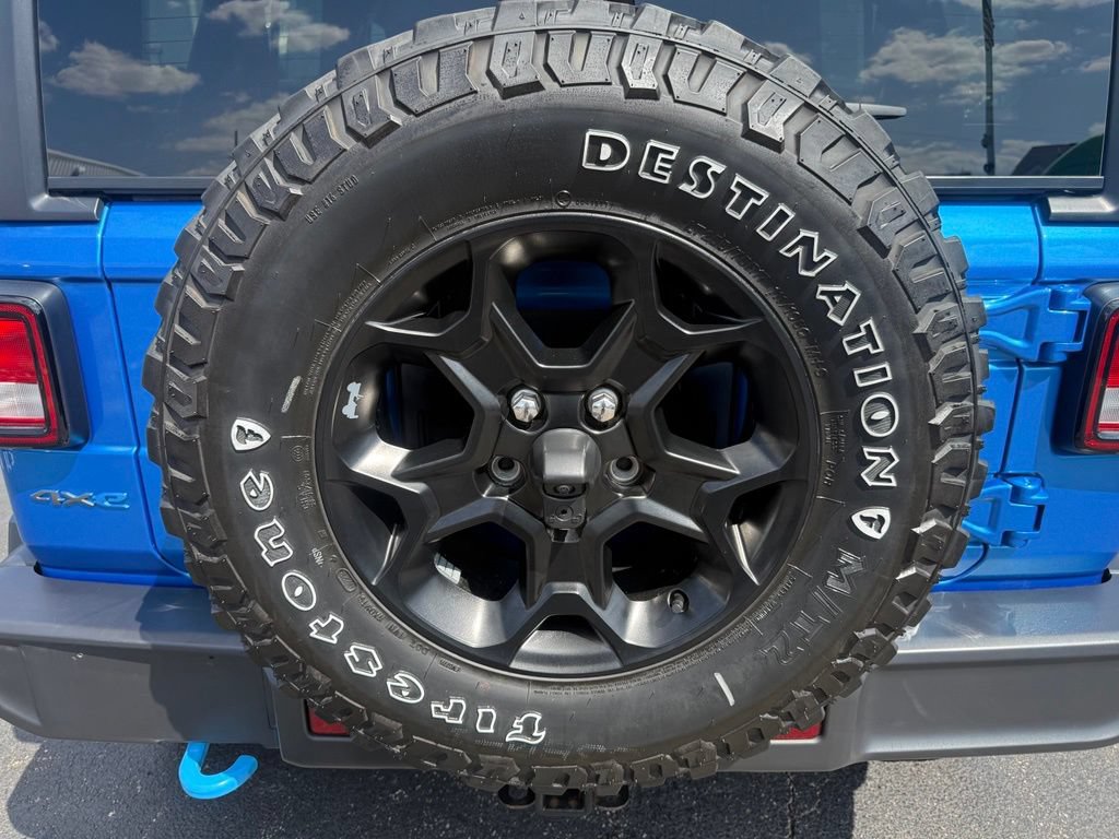 Used 2023 Jeep Wrangler Unlimited w/ Cold Weather Group AWD/4WD image 47