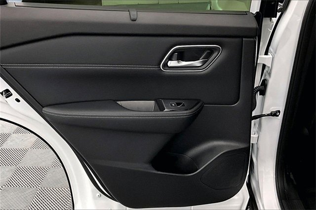 New 2026 Nissan Rogue Platinum w/ Platinum Premium Package image 30