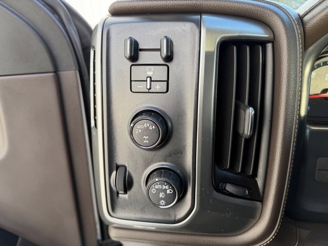 Used 2018 Chevrolet Silverado 1500 LTZ w/ Max Trailering Package image 25