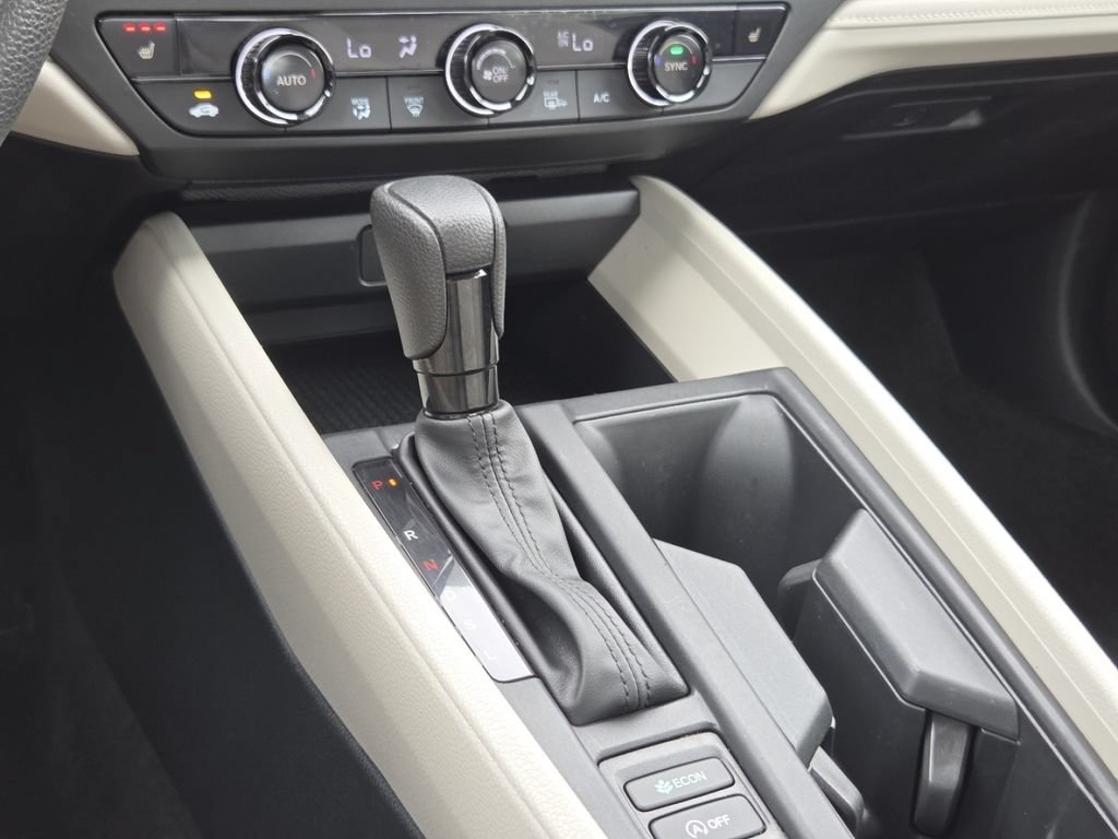 Certified 2025 Honda Accord SE image 31