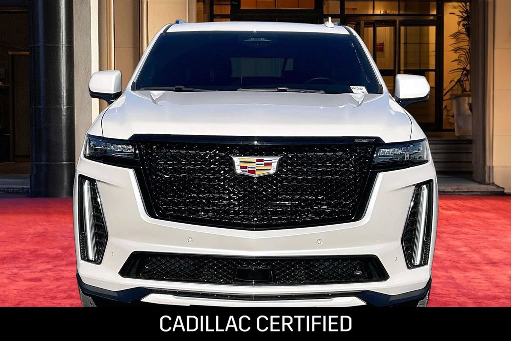 Certified 2024 Cadillac Escalade ESV V w/ Heavy-Duty Trailer Package AWD/4WD image 3