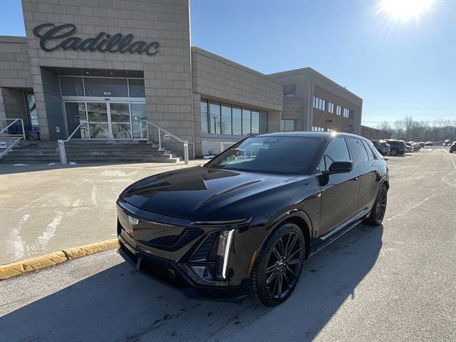 New 2026 Cadillac Lyriq V image 2