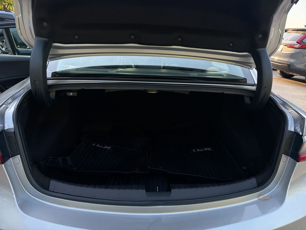 Used 2019 Acura ILX w/ Premium Package FWD image 21