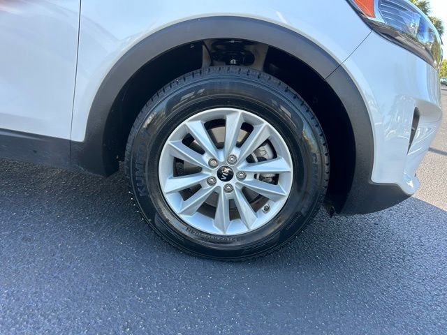 Used 2020 Kia Sorento LX image 8