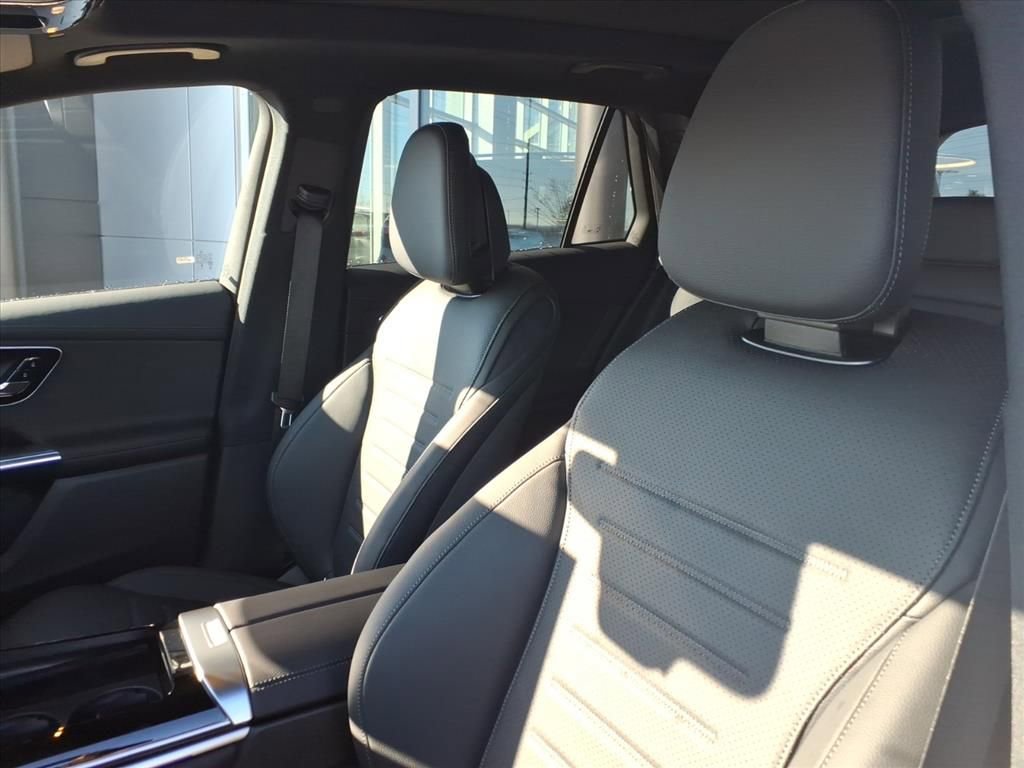 New 2026 Mercedes-Benz GLC 300 4MATIC image 13