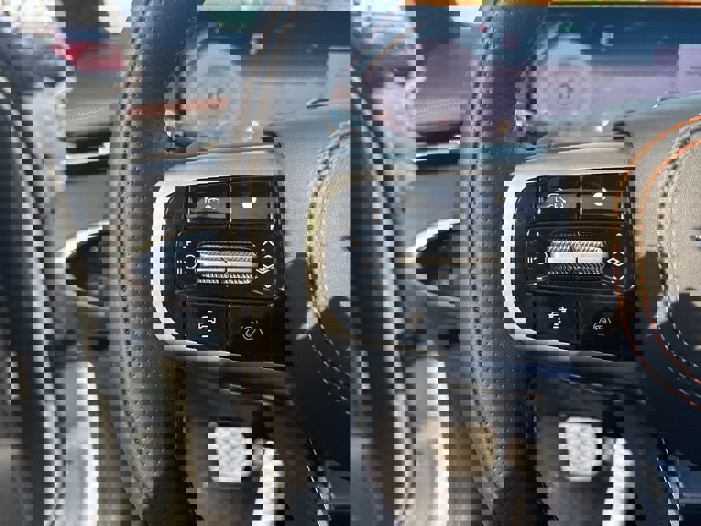 New 2026 Genesis GV70 3.5T Sport Advanced AWD/4WD image 18