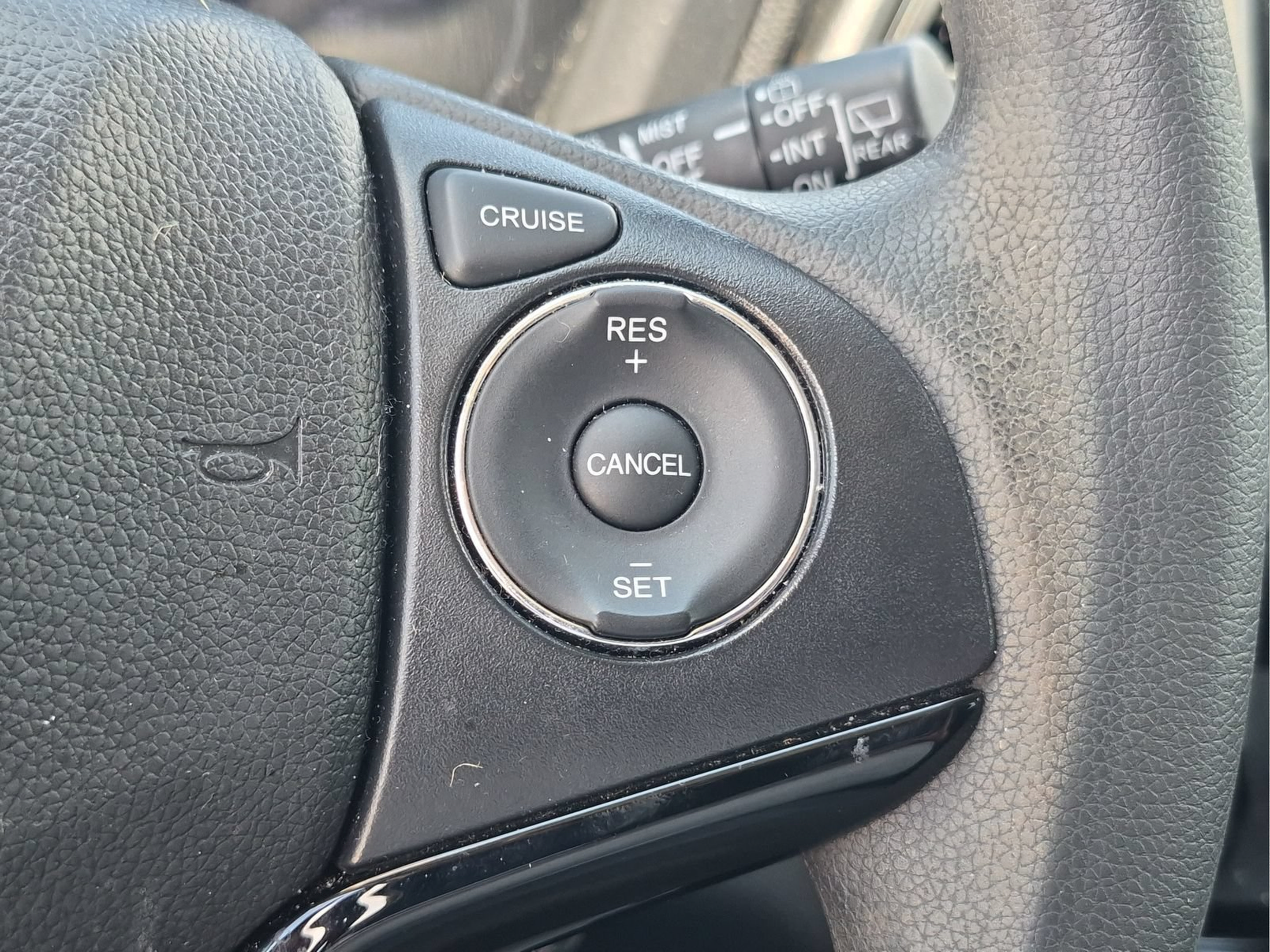 Certified 2020 Honda HR-V LX image 10