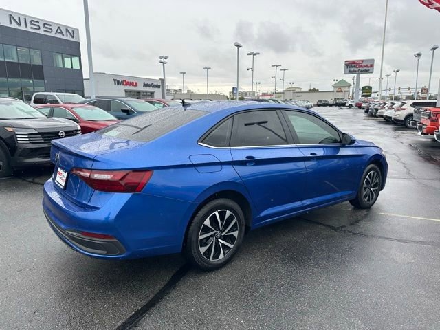 Used 2023 Volkswagen Jetta S FWD image 11