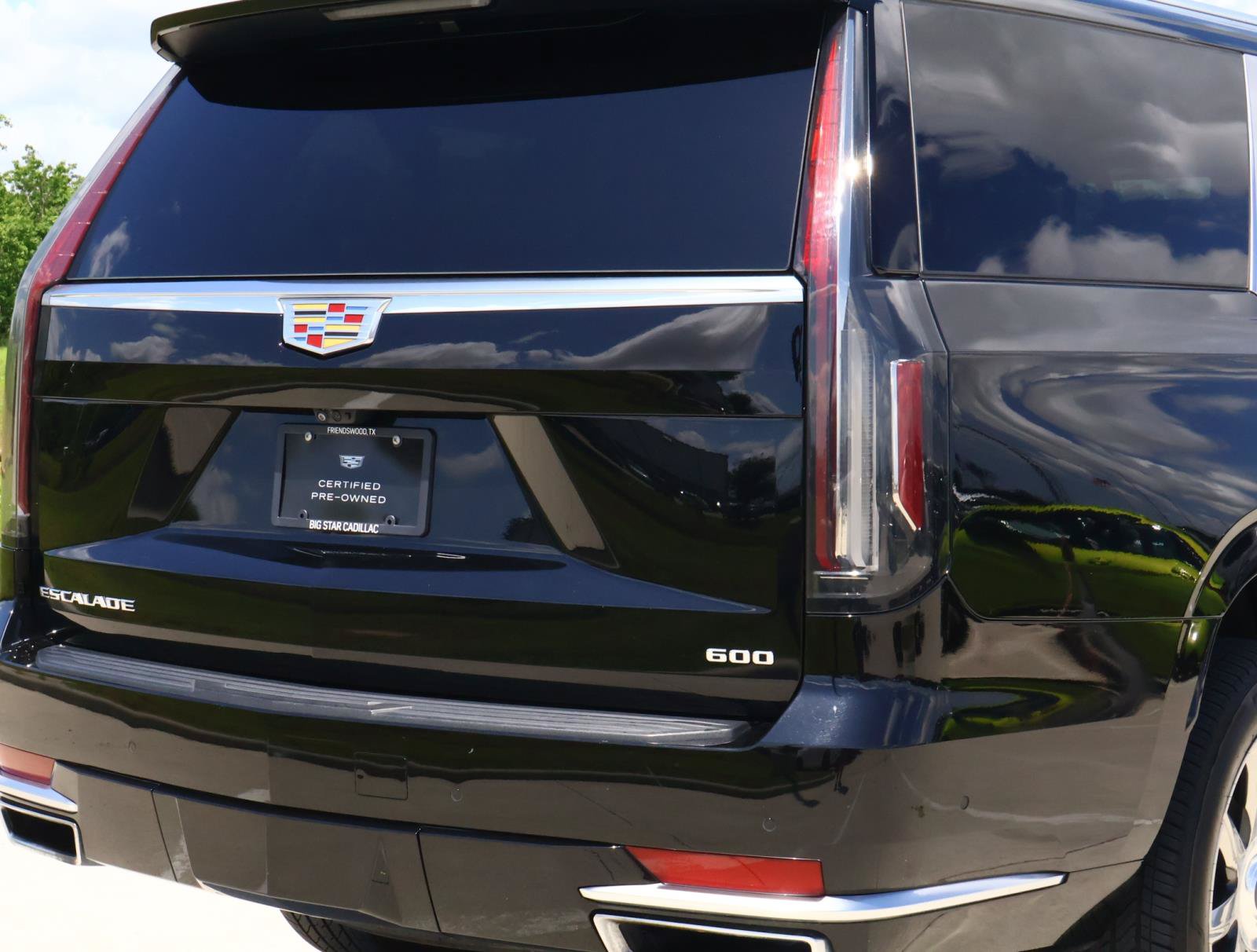 Certified 2024 Cadillac Escalade ESV Premium Luxury Platinum AWD/4WD image 10