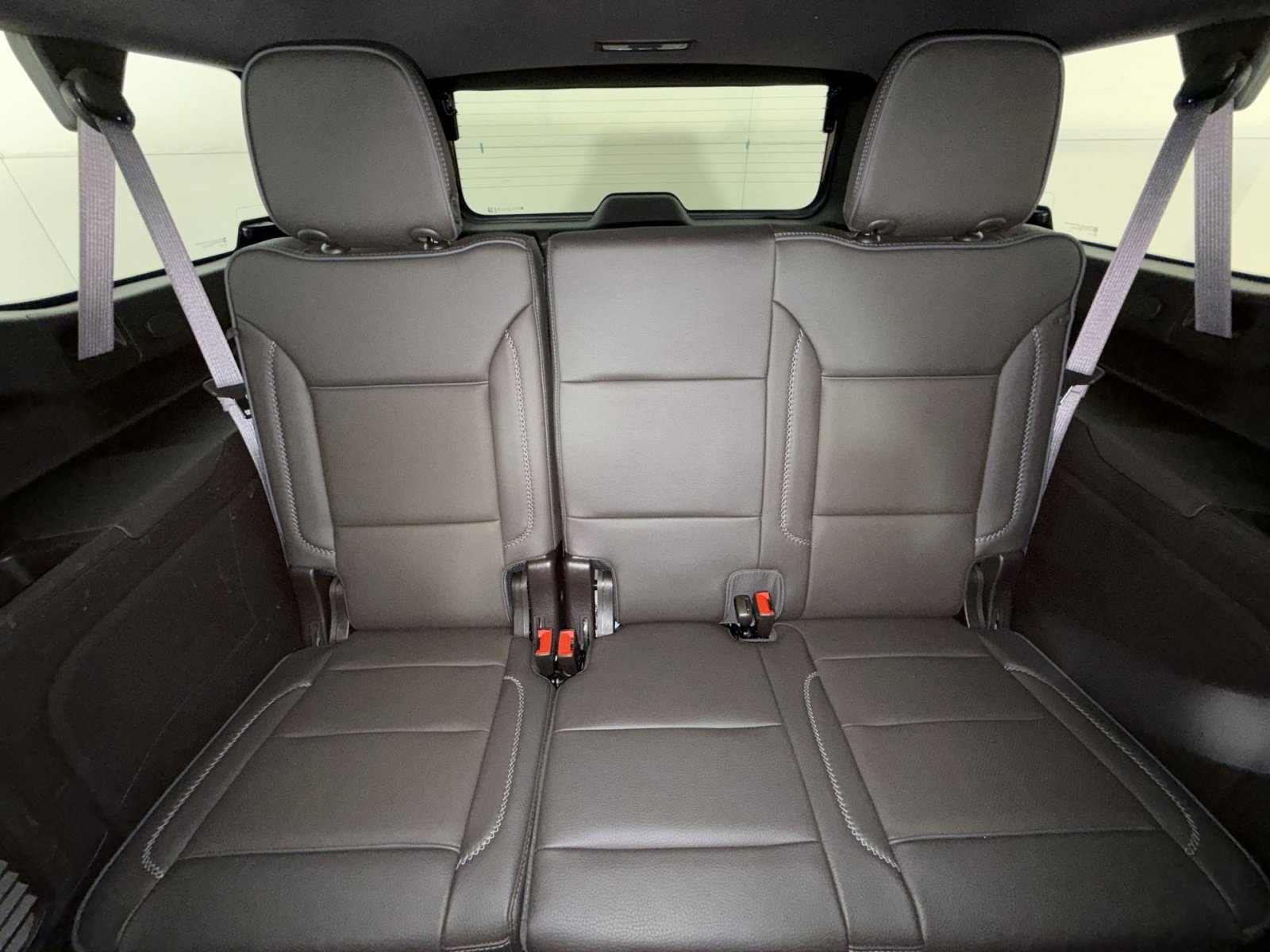 Used 2022 GMC Yukon XL Denali w/ Advanced Technology Package AWD/4WD image 26