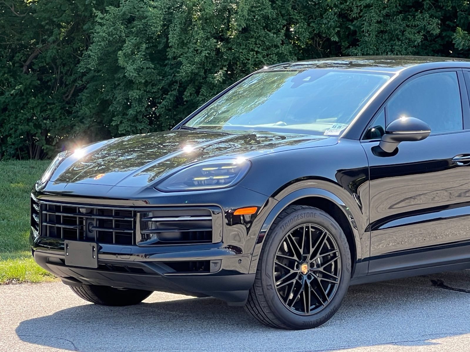 Certified 2024 Porsche Cayenne Coupe AWD/4WD image 10