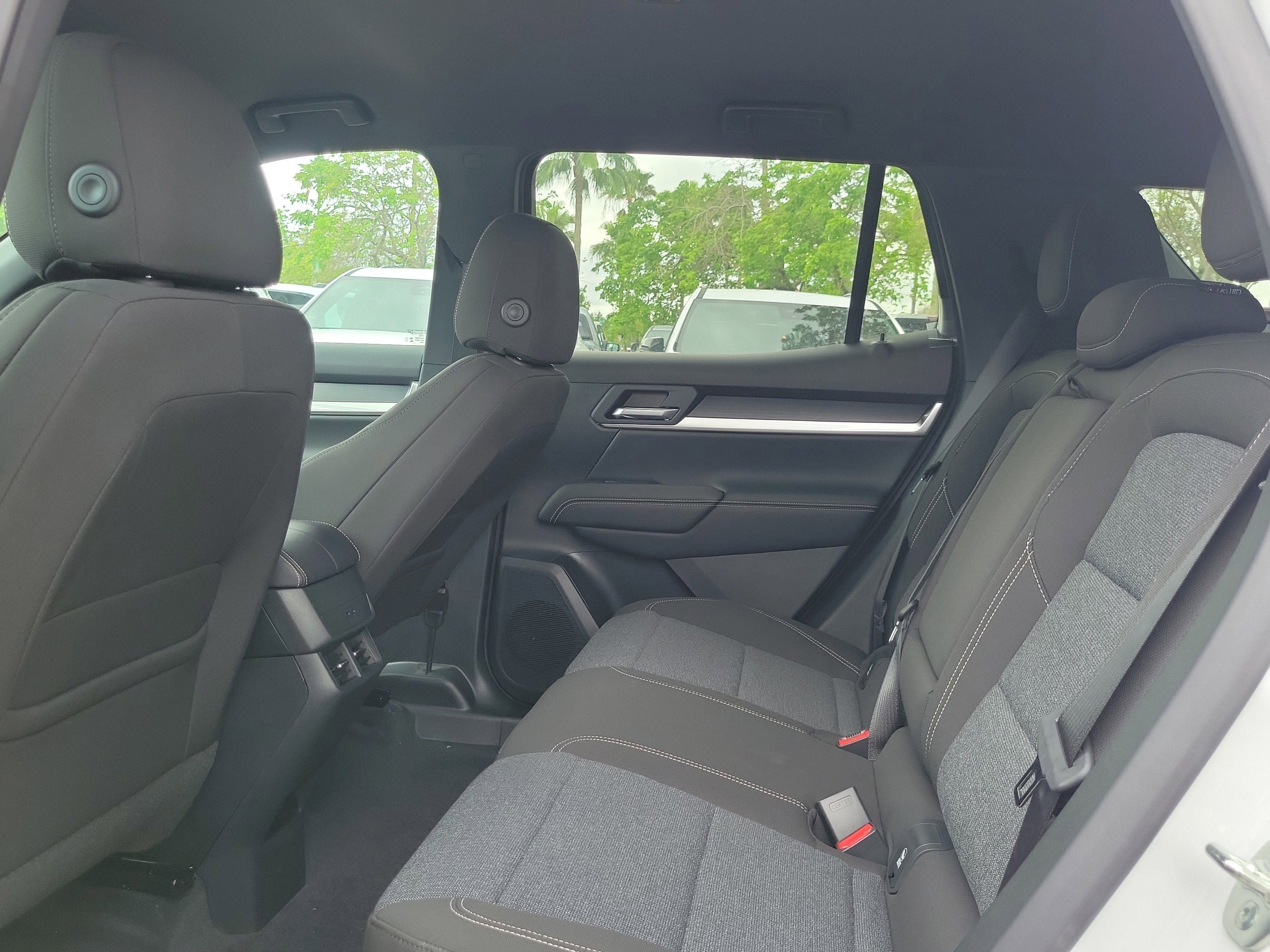 New 2026 GMC Terrain Elevation w/ Technology Package II FWD image 6