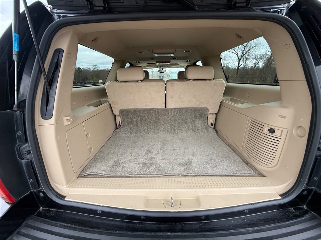 Used 2011 Chevrolet Suburban LTZ image 26
