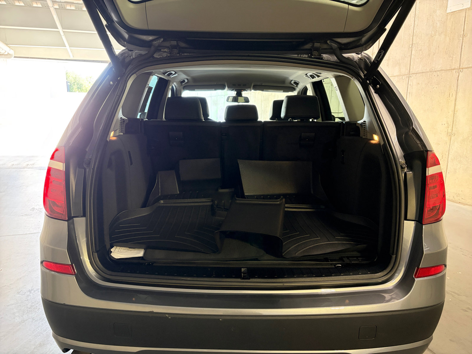 Used 2011 BMW X3 xDrive28i AWD/4WD image 29