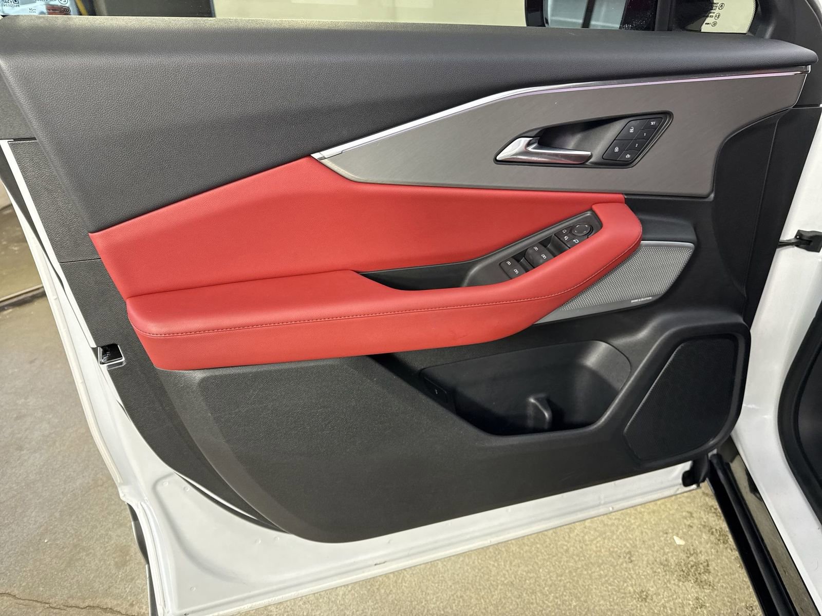 Used 2024 Acura ZDX Type S image 20