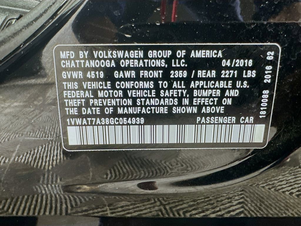 Used 2016 Volkswagen Passat 1.8T R-Line image 35