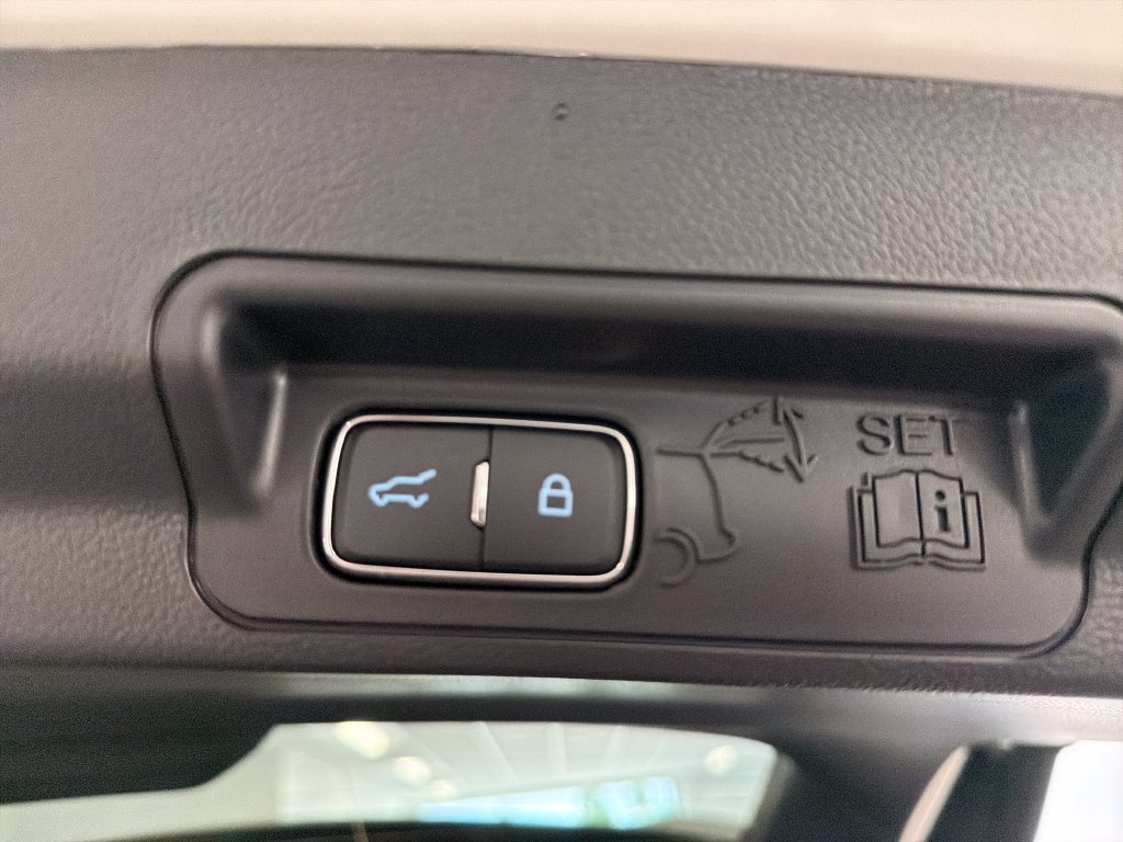 New 2027 Ford Explorer ST-Line w/ Premium Package AWD/4WD image 10